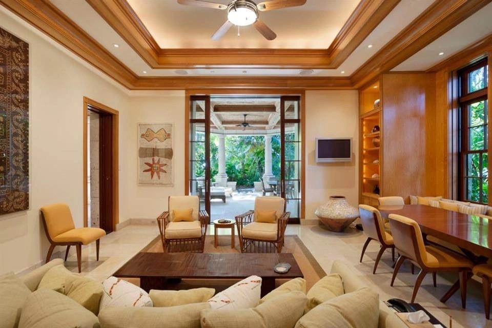 Private estate interior construction